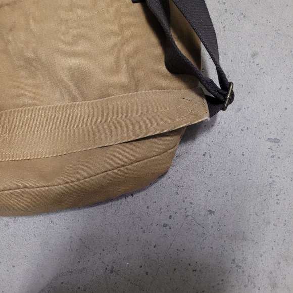 CANADA FIELD PATCH BAG - Picture 7 of 8